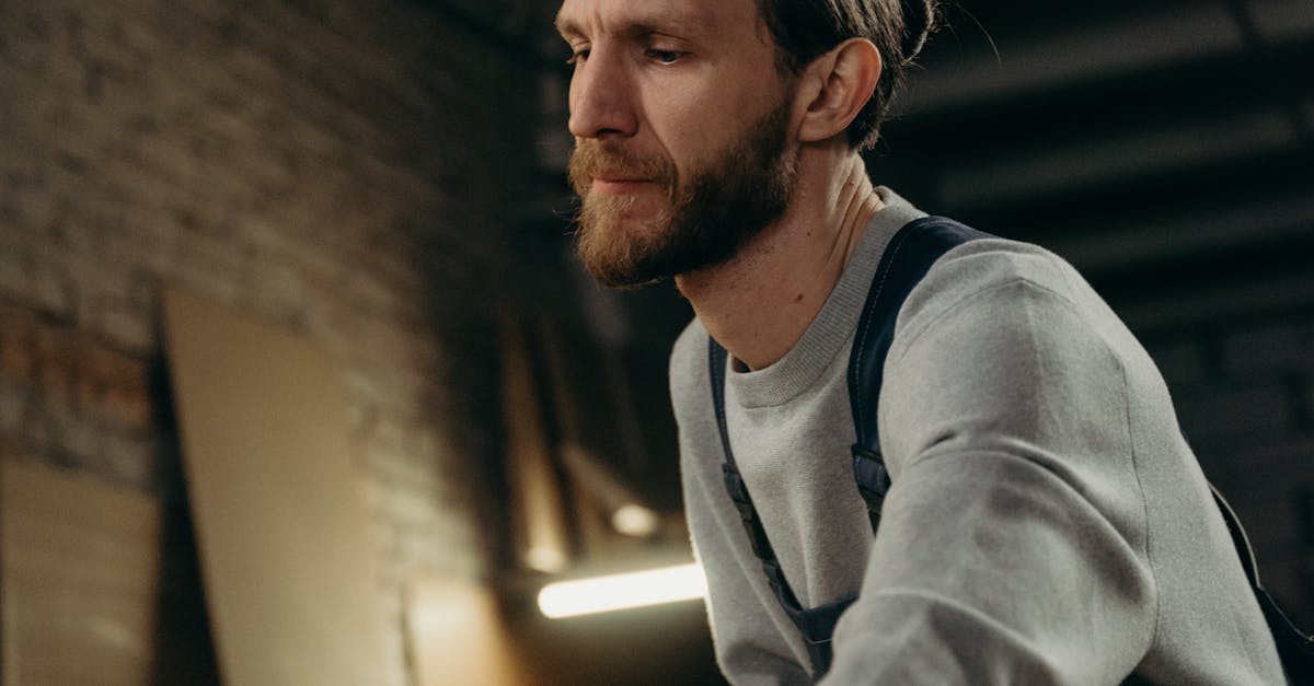 Essential Qualities to Look for in Geelong's Industrial Carpenters