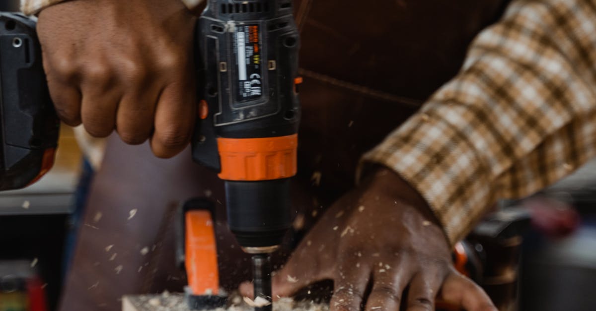 Selecting the Right Carpenter for Your Geelong Home Extension Project